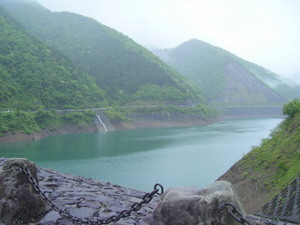 根尾村